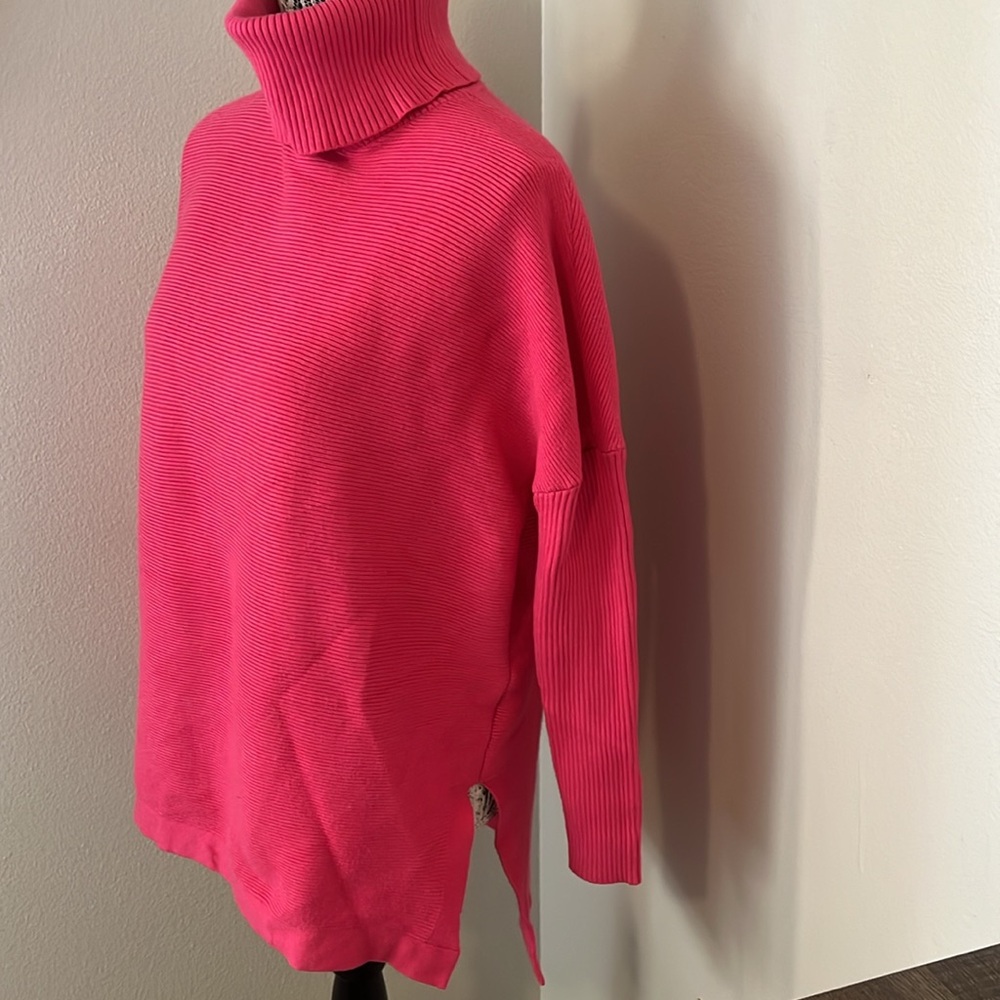 3 items for $15 Hot Pink!!